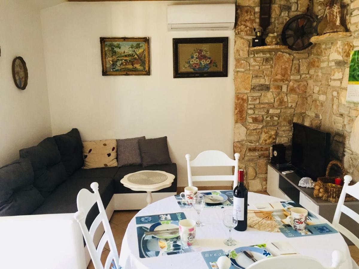 Apartment Josipa プレマントゥーラ エクステリア 写真